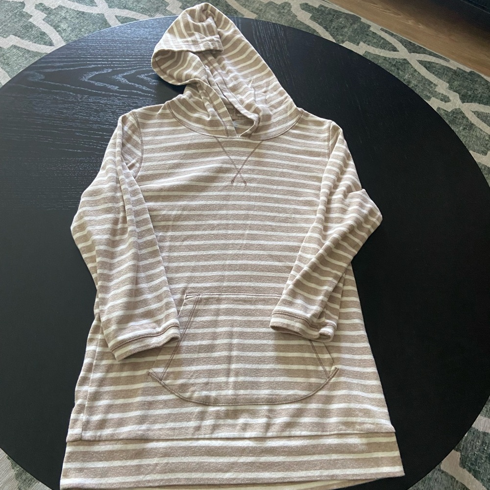 GapBody Cream and White Stripped Lounge Top